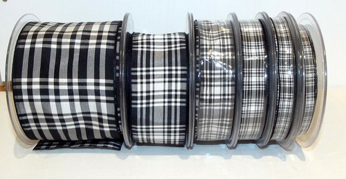Tartan ribbon berisfords - by,