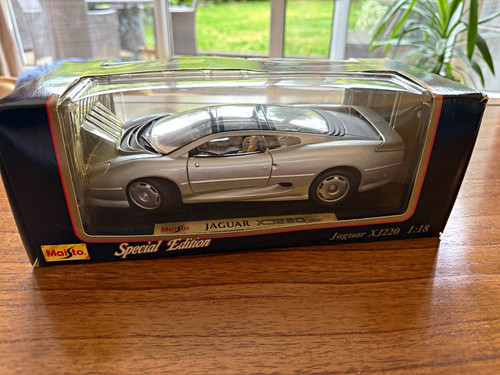 Maisto special edition jaguar - maisto,