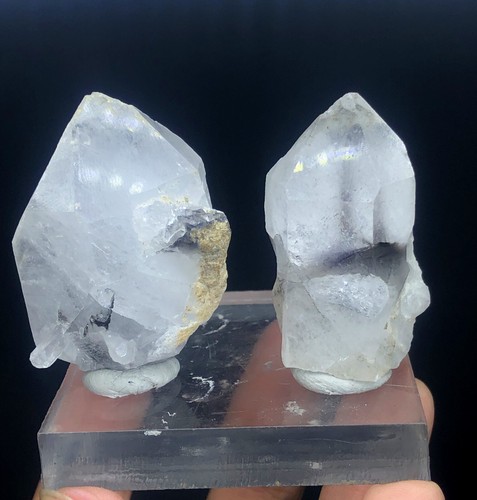 Natural quartz crystal with
