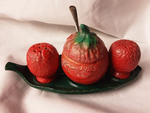 Vintage strawberry cruet - vintage, barry