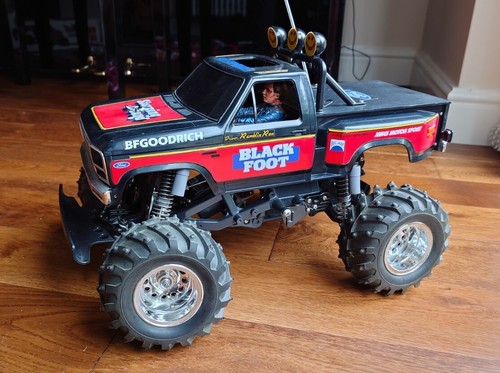 Tamiya black foot - black, (customised)