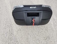 Givi 46L Top Box & Rack Set Black Suzuki GSF 1250 Bandit