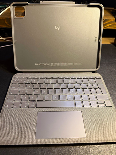 Logitech folio touch - logitech,