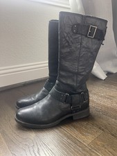 UGG Boots Womens 8 Black