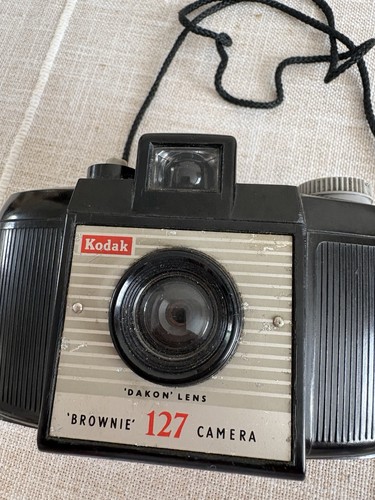 Kodak brownie 127 box camera - kodak,
