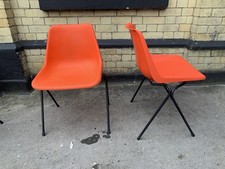 Pair of Orange Robin Day for