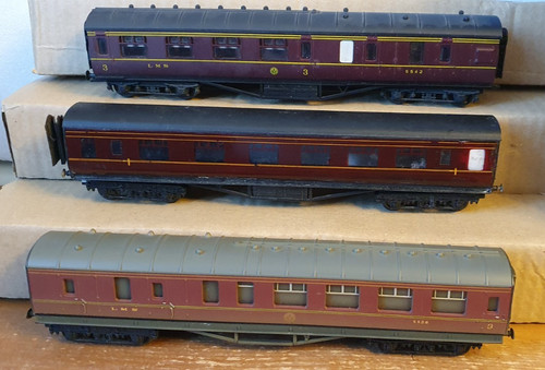 Hornby airfix lms coaches - hornby,