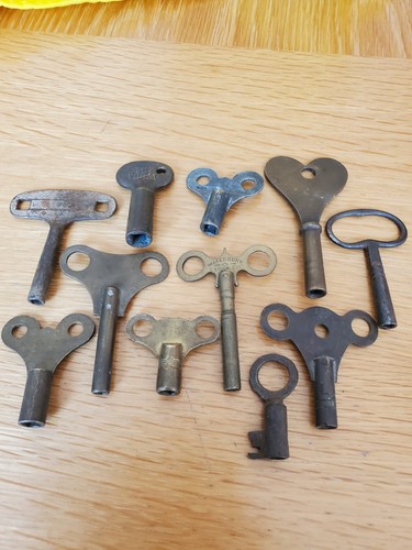 Job lot antique - keys, inc
