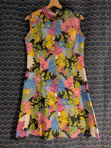 Vintage 60s floral high neck - high,