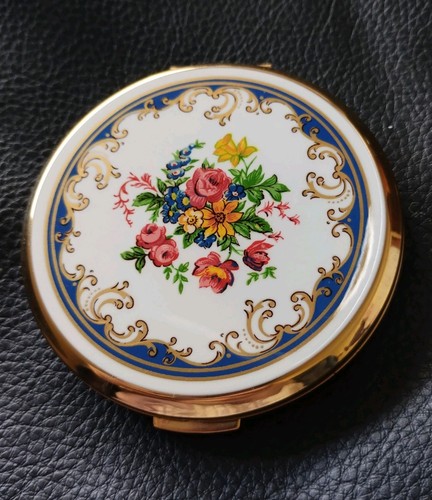 Vintage stratton makeup powder - stratton,