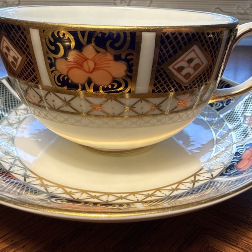 Antique royal crown - royal, derby