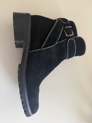 Women size black - women’s, suede