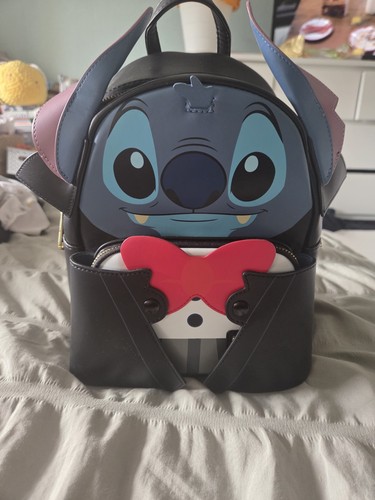 Disney loungefly vampire - loungefly,