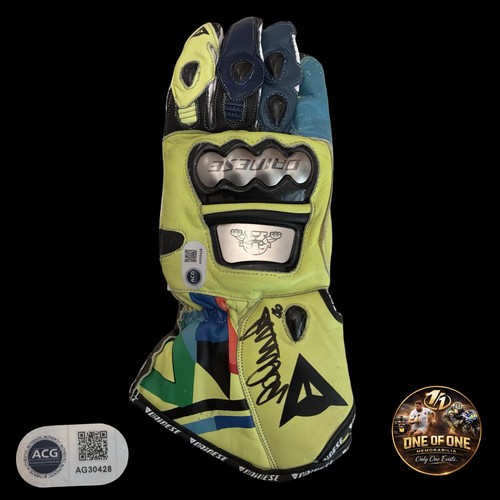 Valentino rossi signed world - valentino,