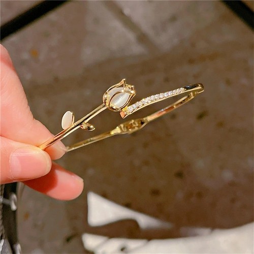 Opal tulip flower - opal, bracelet