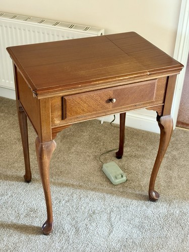 Antique singer sewing machine - antique,