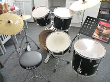 Mapex V series drum kit &