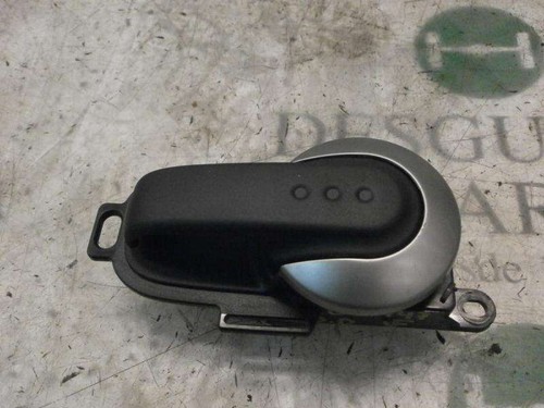 Interior right front handle - interior,