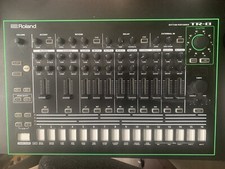 Roland Tr8 Rhythm Performer 
