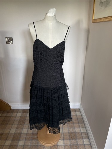 Vera mont size - 12, black