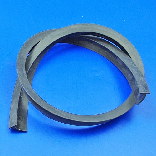 Bonnet weatherstrip for - bonnet, ford