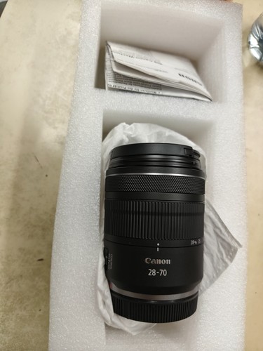 Canon 70mm 8 is stm - f/2.8,