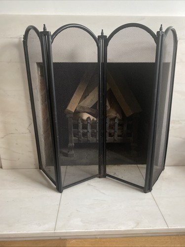 Black pane mesh - 4,