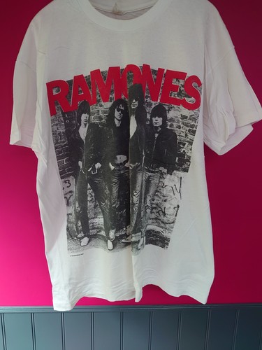Ramones vintage tour shirt - ramones,