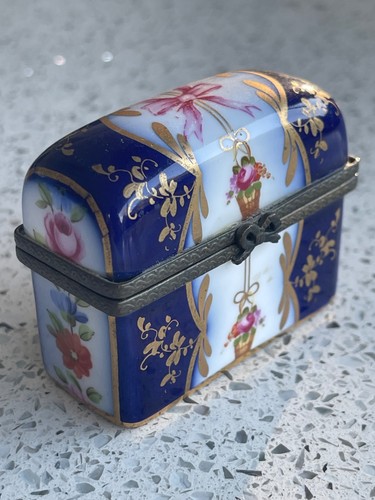 Limoges porcelain and enamel - limoges,