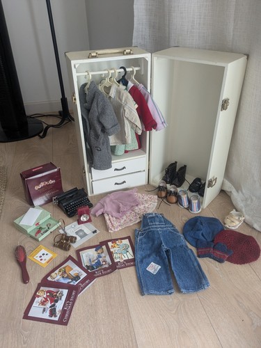 American girl doll large lot - american,