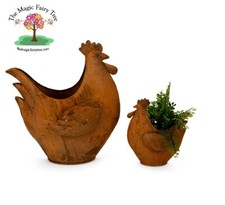 Rusty chicken planter pair