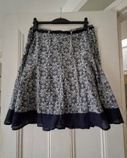 EUC Vintage Y2K 90s *E-vie* Evie Navy Floral A-line Flared Summer Skirt 44 UK 16