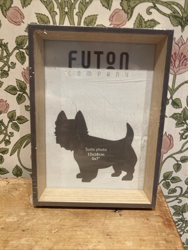 Futon company light wood - company,