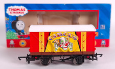 Hornby R9207 Circus Van Thomas