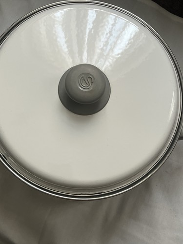 Large saucepan with lid - with,