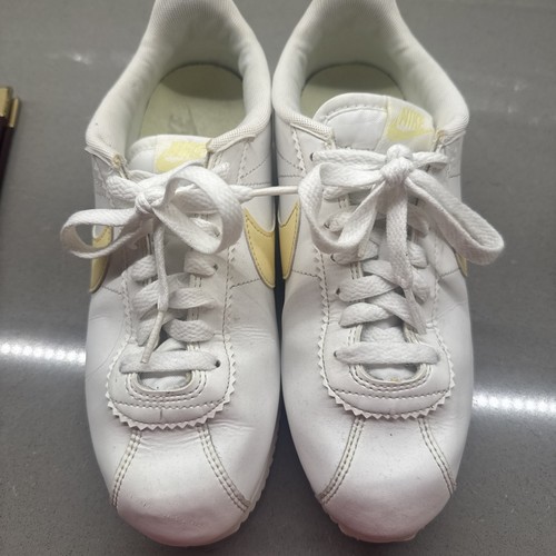 Nike cortez shoes womens 8 - cortez,