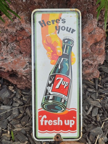 Vintage 7up porcelain - vintage,