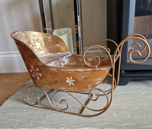 Large gold metal sleigh - large,