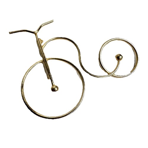 Old fashioned bicycle - fashioned,