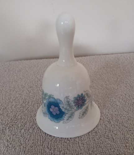 Vintage wedgwood bell and - vintage,