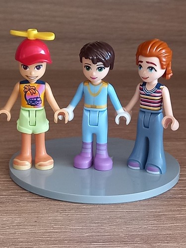 Lego friends minifigures - , x3