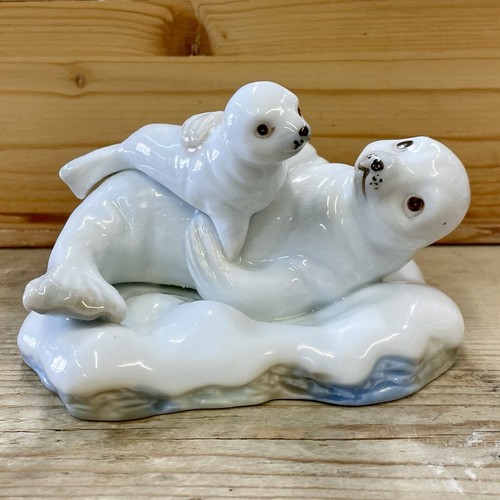 Vintage mother and pup - vintage,