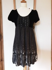 TSEGA Baloom Hem Lady Figures Dress with Black Velvet Beaded Top. Size S/M