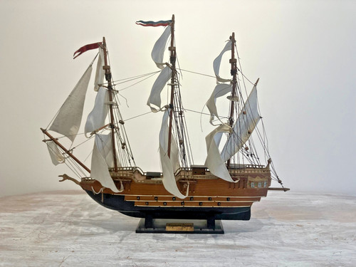 Large and impressive - , wooden