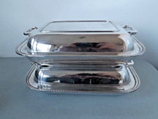 Garrard & Co Ltd Pair of Regent Plated Entree  Dishes With Covers