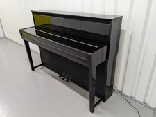 Yamaha Clavinova CLP-685 digital piano + stool glossy polished black  st. #25491