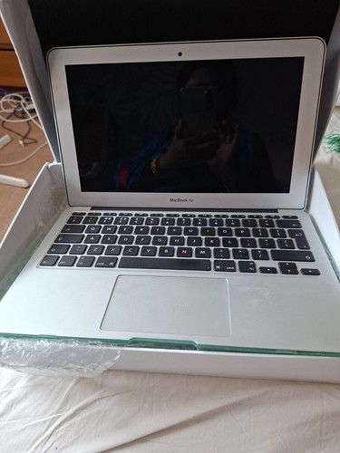 Macbook air inch - air, early
