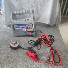 12v 6A Car Bike Battery Charger Portable Analogue Display 20Ah-80Ah SWBCG6+CP