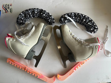 Riedell Ice Skate - Girl Size