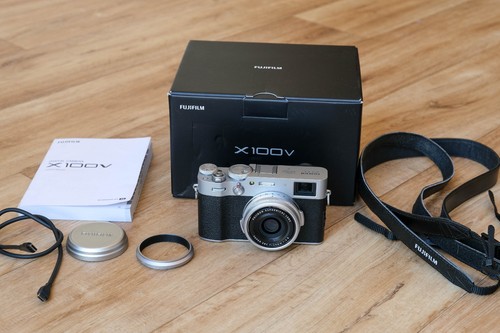Fujifilm x100v 1mp compact - x100v,